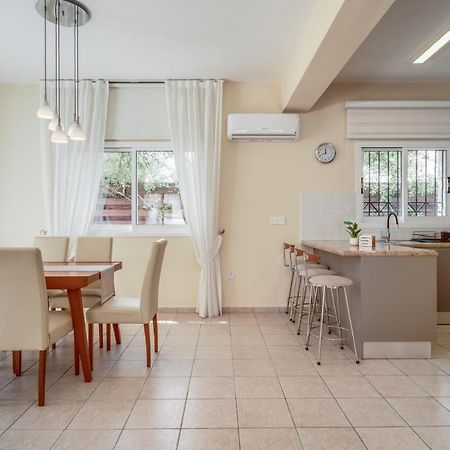 Amphitrite Villa Paralimni Exterior photo
